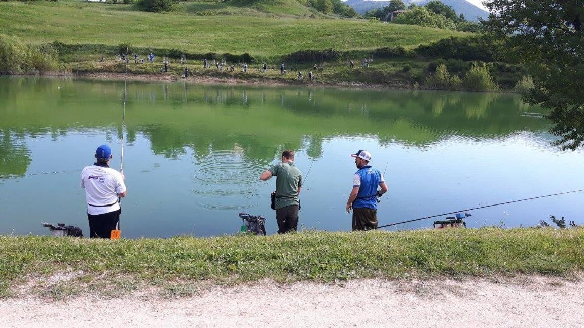 Relais Valguerriera Vendégház Apecchio Kültér fotó