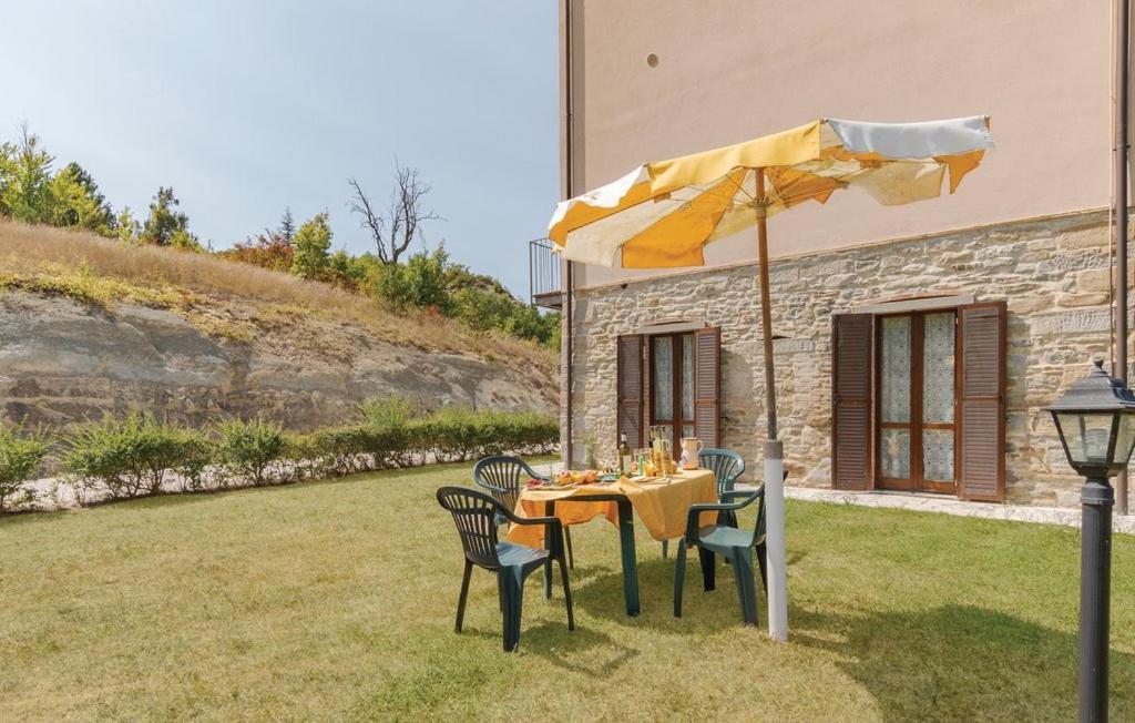 Relais Valguerriera Vendégház Apecchio Kültér fotó