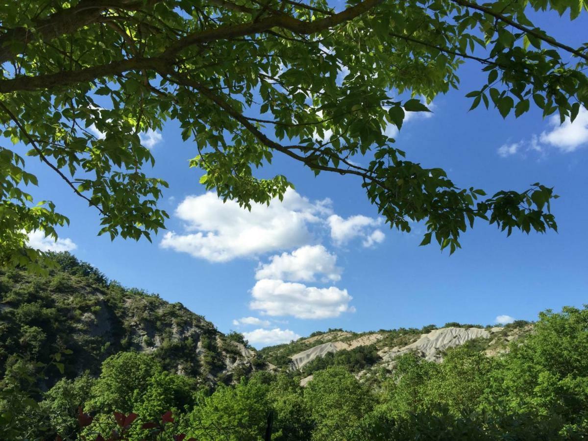 Relais Valguerriera Vendégház Apecchio Kültér fotó