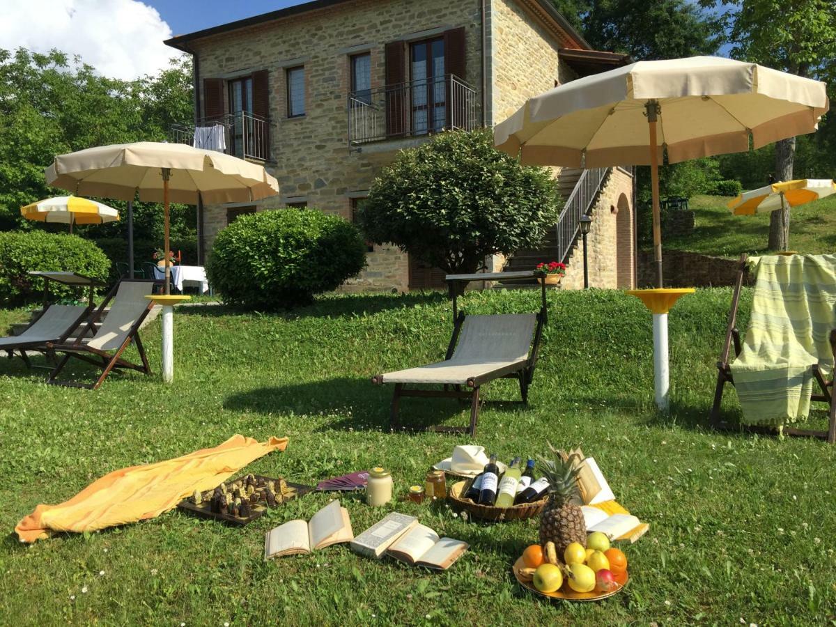 Relais Valguerriera Vendégház Apecchio Kültér fotó